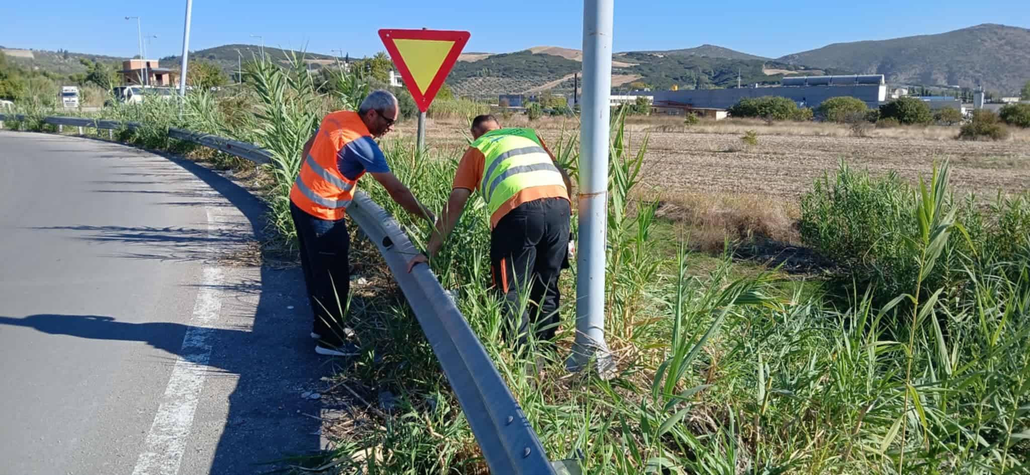 Ξεκινούν εργασίες αντικατάστασης στηθαίων ασφαλείας και πινακίδων στην Φωκίδα