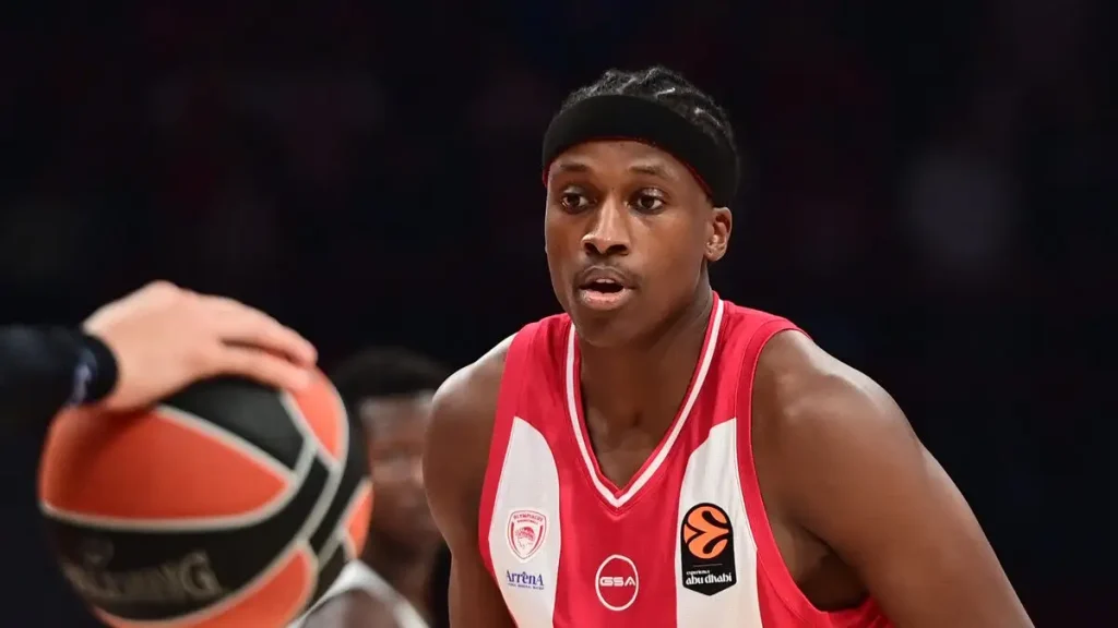 Ολυμπιακός: Μετά τον Μιλουτίνοφ νοκ άουτ και ο Νιλικίνα για την Εφές