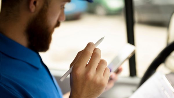 Κάβα ποτών στη Λαμία αναζητά οδηγό