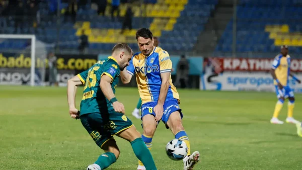 Αστέρας Τρίπολης – Παναιτωλικός 1-1: Μοιρασιά με κεφαλιά του Αγκίρε στο φινάλε και χαμένο πέναλτι των φιλοξενούμενων