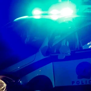 Πετρούπολη: «Με έριξε κάτω και άσκησε πίεση στο σώμα μου» – Συγκλονίζει η 13χρονη που έπεσε θύμα απόπειρας βιασμού