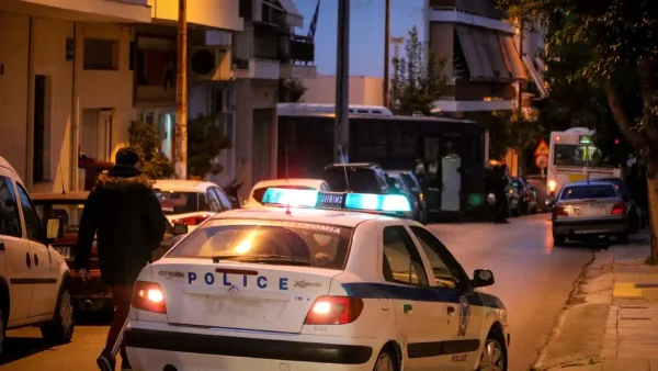 Νεκρός 23χρονος από επίθεση με μαχαίρι στη Χαλκίδα - Στο νοσοκομείο ακόμη ένας νεαρός από μαχαιριά