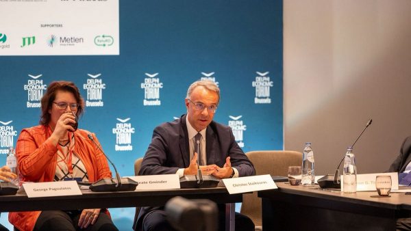 Στο 4ο Delphi Economic Forum στις Βρυξέλλες ο Χρήστος Σταϊκούρας