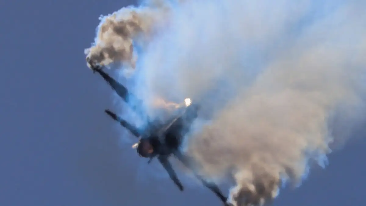 Πολεμική Αεροπορία: «Έκοψαν» την ανάσα μαχητικά αεροσκάφη F-16, F-35, Rafale σε εντυπωσιακή αεροπορική επίδειξη στον Φλοίσβο