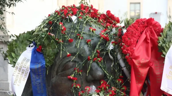 Πολυτεχνείο: Τα μηνύματα Κυριάκου Μητσοτάκη και Νίκου Ανδρουλάκη για την επέτειο – «Κρατάμε ζωντανό εκείνο το σκίρτημα ελευθερίας»