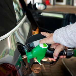 Ζητείται υπάλληλος σε πρατήριο υγρών καυσίμων - πλυντήριο