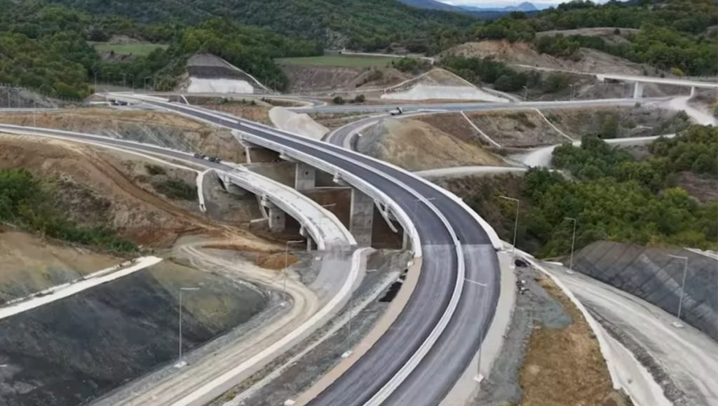 Ε65: Στο 87,7% η κατασκευή του βόρειου τμήματος - Δείτε βίντεο