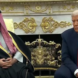 Ο μπιν Σαλμάν ανακοίνωσε στον Τραμπ επενδύσεις 1 τρισ. δολαρίων στις ΗΠΑ και προανήγγειλε αναγνώριση του Ισραήλ