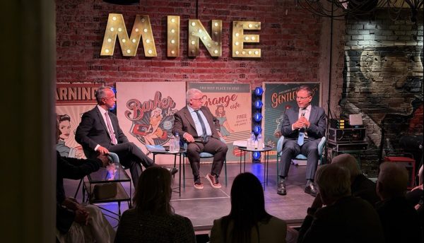 Μια βραδιά στη Λαμία με Αλέξη Πατέλη και Χρήστο Σταϊκούρα για την «Μεγάλη Επιστροφή» - Δείτε βίντεο και φωτορεπορτάζ από την βιβλιοπαρουσίαση