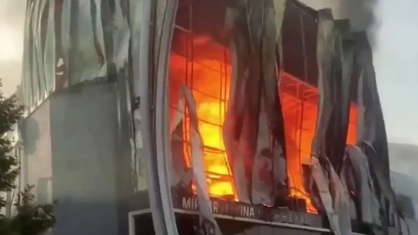 Τραγωδία στην Τουρκία: 6 νεκροί και 2 τραυματίες από φωτιά σε εργοστάσιο αρωμάτων – Δείτε βίντεο από την πύρινη κόλαση