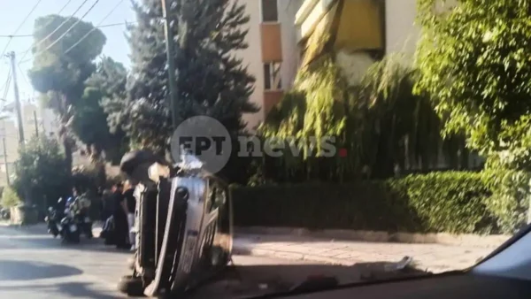 Χαλάνδρι: Αυτοκίνητο αναποδογύρισε στην οδό Παλαιολόγου – Μία τραυματίας