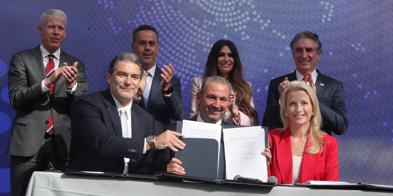 Υπεγράφη η ιστορική συμφωνία της Atlantic-See LNG Trade (AΚTOR-ΔΕΠΑ) για το αμερικανικό LNG