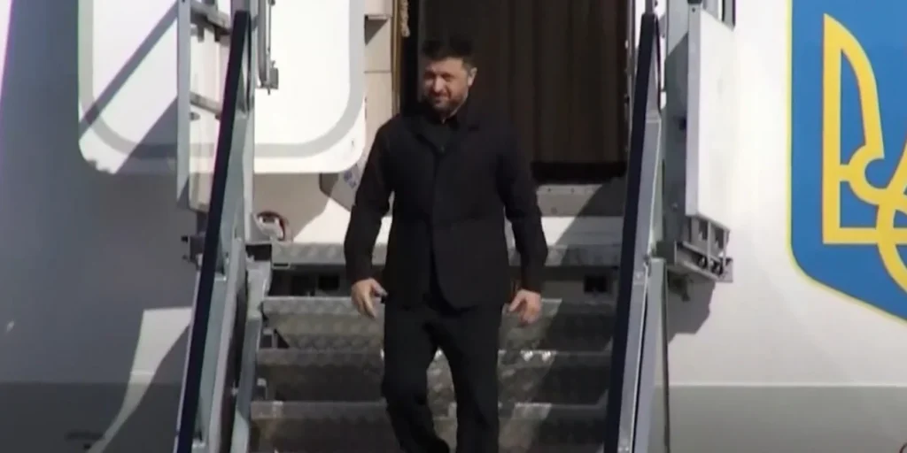 Στην Αθήνα ο Ζελένσκι -Λεπτό προς λεπτό οι επαφές του, η συμφωνία μεταφοράς LNG στην Ουκρανία