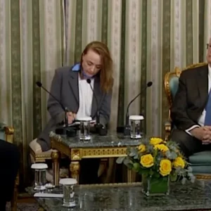 Στην Αθήνα ο Ζελένσκι: Ευγνωμονώ την Ελλάδα -Τασούλας: Απρόκλητη και παράνομη η ρωσική εισβολή, είμαστε στο πλευρό σας