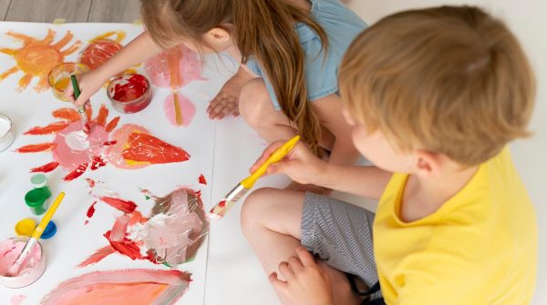 Τα παιδιά ζωγραφίζουν για την Εξάλειψη της Βίας κατά των Γυναικών