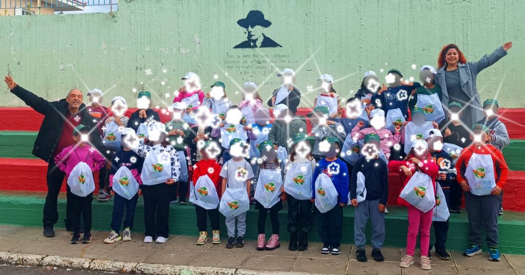 Οι μαθητές του 2ου Δημοτικού Σχολείου Ψαχνών «αλλάζουν» τον κόσμο από την αυλή του σχολείου τους!