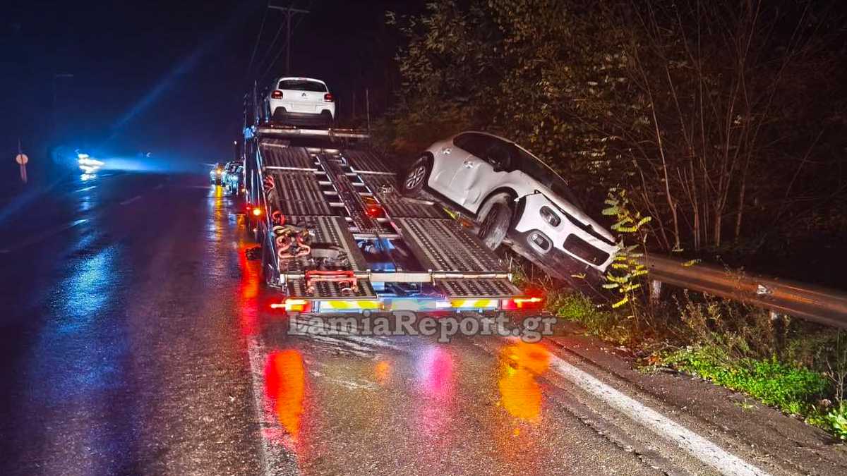 Φθιώτιδα: «Έφυγε» αμάξι από αυτοκινητάμαξα (ΦΩΤΟ)