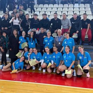 Φθιώτιδα: Οι μαθήτριες του ΓΕΛ Αμφίκλειας κατέκτησαν την 1η θέση του σχολικού Πρωταθλήματος Βόλεϊ