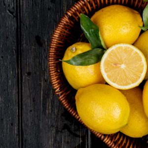 Βάζοντας μια φέτα λεμονιού στον σβηστό φούρνο: Σε τι χρησιμεύει και πότε να το κάνετε