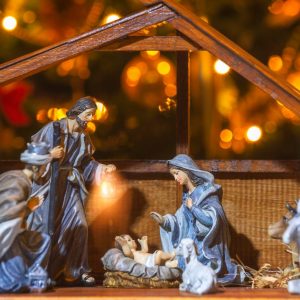 Πάμε να ζήσουμε τη «νύχτα των Χριστουγέννων» με τα δευτεράκια του 17ου Δημοτικού Σχολείου Λαμίας