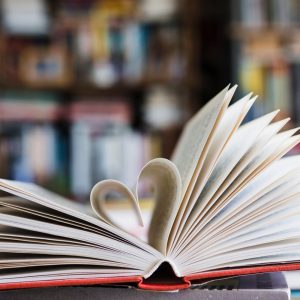 Το 16ο Πειραματικό Δημοτικό Σχολείο μαζί με το 4ο Πειραματικό Γυμνάσιο και Λύκειο Λαμίας «μπαίνουν» για τα καλά στον κόσμο της Λογοτεχνίας