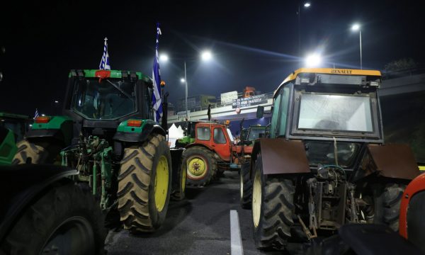 Στάση αναμονής από τους αγροτοσυνδικαλιστές, περιμένουν εξειδίκευση των δεσμεύσεων Τσιάρα για να προσέλθουν σε διάλογο