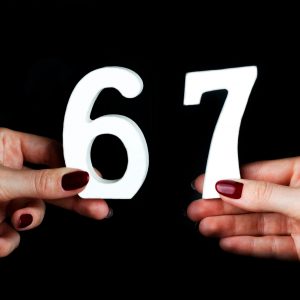 Το «6-7» ή αλλιώς «Six – Seven» είναι η «λέξη» της χρονιάς σύμφωνα με διαδικτυακό λεξικό: Τι σημαίνει η φράση που έχει γίνει εμμονή στα παιδιά