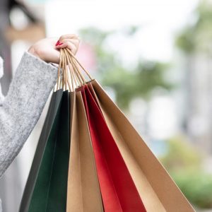 Χειμερινές εκπτώσεις 2026: Πότε ξεκινούν και τι πρέπει να προσέξουν οι καταναλωτές