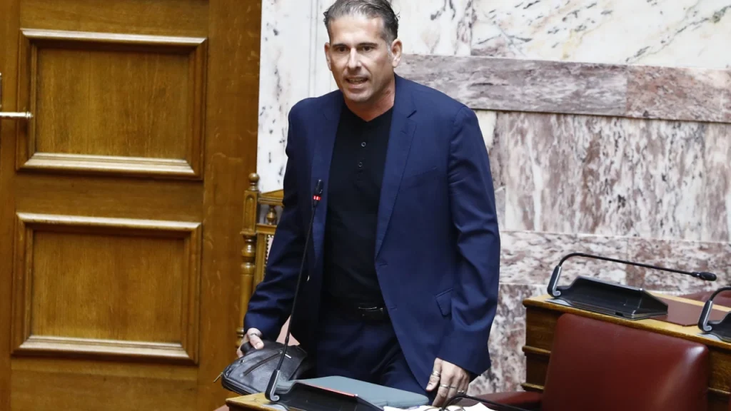 Υπό την επήρεια αλκοόλ οδηγούσε ο Διαμαντής Καραναστάσης, του πήραν το δίπλωμα και «έφαγε» πρόστιμο 350 ευρώ