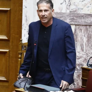 Υπό την επήρεια αλκοόλ οδηγούσε ο Διαμαντής Καραναστάσης, του πήραν το δίπλωμα και «έφαγε» πρόστιμο 350 ευρώ