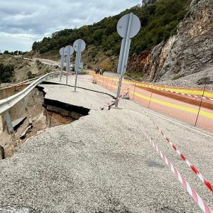 Διαμαρτυρία όλων των Κοινοτήτων του Δήμου Αγράφων για την άμεση αποκατάσταση της σύνδεσης με Αγρίνιο
