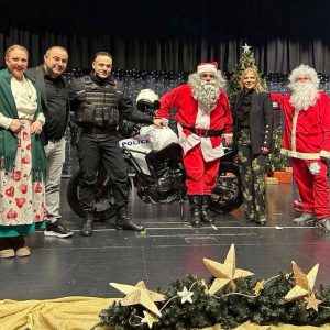 «Άγιος Βασίλης ή Γιατρός;»: Η γιορτή για τα παιδιά των αστυνομικών της Φθιώτιδας
