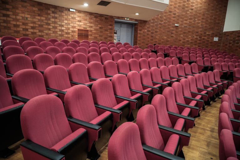 Εγκρίθηκε η Νομική του πανεπιστημίου Λευκωσίας UNIC Athens - Κόπηκαν οι σχολές δύο μη κρατικών πανεπιστημίων