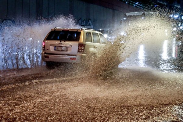Κακοκαιρία Byron: Βροχές μεγάλης έντασης και διάρκειας θα χτυπήσουν 8 περιοχές – Επικαιροποιήθηκε ξανά το έκτακτο δελτίο