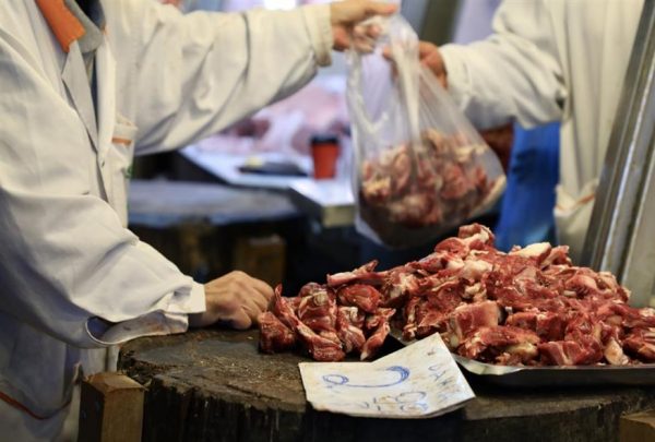 Μοσχαρίσιο κρέας από «χρυσό»: Χωρίς σύγκριση το ράλι της τιμής του – Πωλείται κατά 25% ακριβότερο σε σχέση με πέρσι