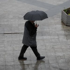 Χριστούγεννα με κρύο και βροχές, προβλέψεις ακόμα και για χιόνια την Πρωτοχρονιά