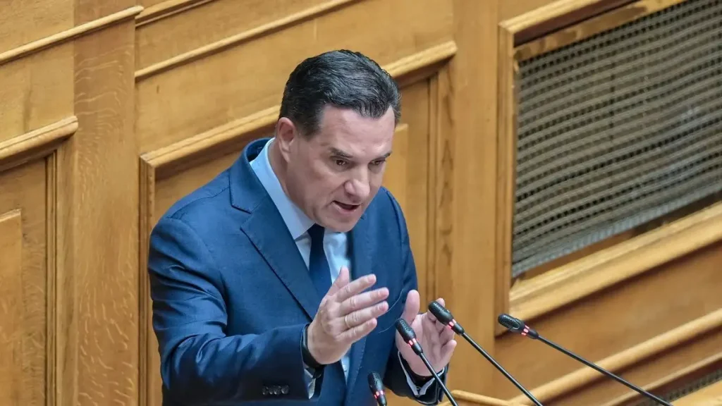 Άδωνις Γεωργιάδης: Η Ελλάδα ασφαλώς αναγνωρίζει το διεθνές ποινικό δικαστήριο αλλά αυτό δεν σημαίνει ότι θα αφήσει τη χώρα να καταστραφεί