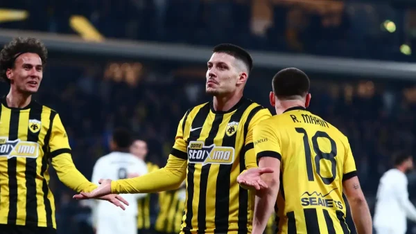 Super League: Η ματσάρα κορυφής της ΑΕΚ, η άνετη νίκη του ΠΑΟΚ στο ντέρμπι και το αντιποδόσφαιρο στο Φάληρο