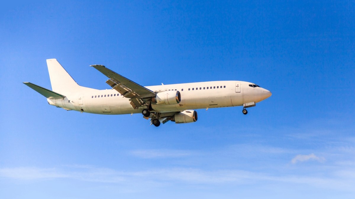 Δυσκολεύει το ταξίδι στις ΗΠΑ: Οι τουρίστες από 42 κράτη -ανάμεσα τους και η Ελλάδα- θα πρέπει να δείχνουν ιστορικό πέντε ετών στα social media, για να μπουν στη χώρα