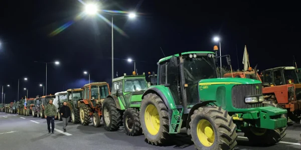 Οι αγρότες αποφασίζουν για τις επόμενες κινήσεις τους -Την Τρίτη η απάντηση στην πρόσκληση της κυβέρνησης για διάλογο