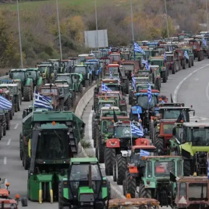 Απίστευτο μπέρδεμα με τα επιδόματα των αγροτών: Ο ΟΠΕΚΕΠΕ κατέβαλε χρήματα και ο ΕΛΓΑ τα «τράβηξε»