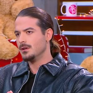 Άρης Μουγκοπέτρος - "Το χέρι το φοράω τρεις μέρες - Θα επιστρέψω στη δουλειά μου" - Όσα είπε για την περιπέτειά του