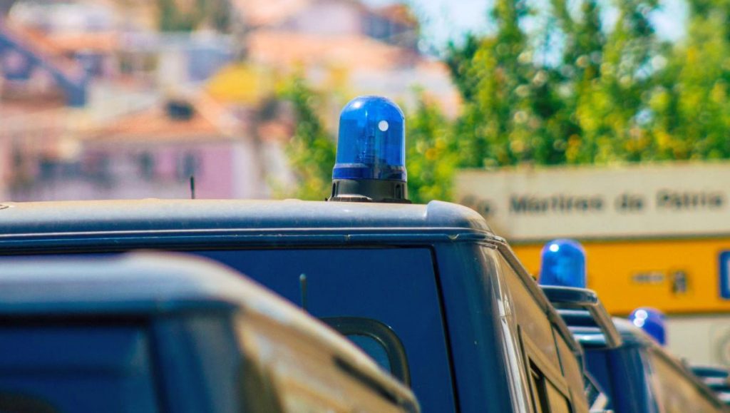 Ιταλία: Άνδρας αθωώθηκε αφού σκότωσε τον γείτονά του που προσπάθησε να του γκρεμίσει το σπίτι με εκσκαφέα