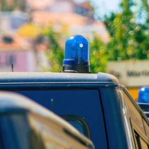 Ιταλία: Άνδρας αθωώθηκε αφού σκότωσε τον γείτονά του που προσπάθησε να του γκρεμίσει το σπίτι με εκσκαφέα