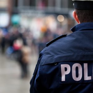 Γερμανία: Πέντε νεκροί από πυροβολισμούς στην πόλη Στάντε – Συνελήφθη ύποπτος