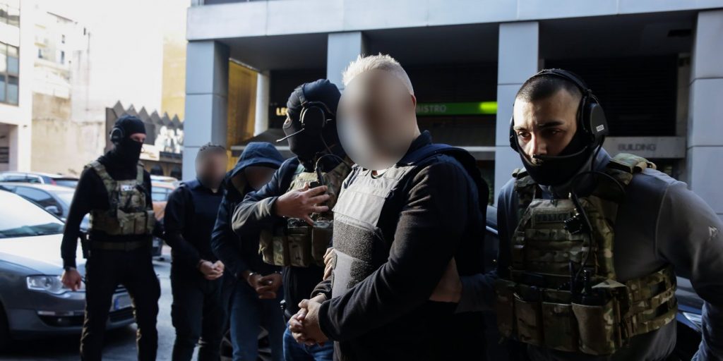 Πειραιάς: Προφυλακιστέοι 4 συλληφθέντες για τους τόνους κοκαΐνης﻿ -«Έλληνας Εσκομπάρ»: Δεν ήταν δικό μου το πλοίο