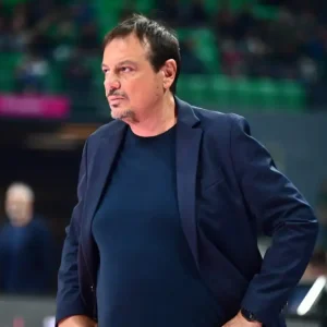 Ο Αταμάν αποθέωσε τον Όσμαν: «Έκανε απίθανο ματς»