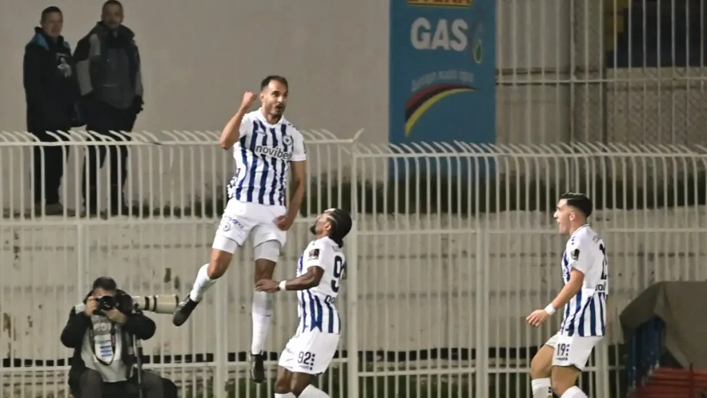 Ατρόμητος – ΠΑΟΚ 2-0: Σταυρόπουλος και Φαν Φέερτ έριξαν τους Θεσσαλονικείς στην τρίτη θέση της Super League