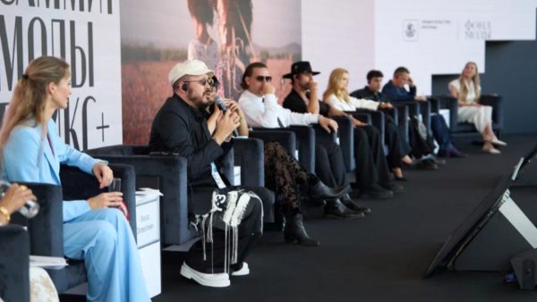 Οι Εβδομάδες Μόδας ως Πλατφόρμες Διεθνούς Συνεργασίας