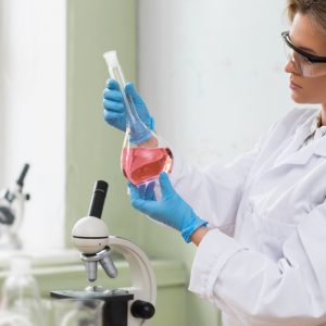 Τα εργαστήρια "Βιοχημική" αναζητούν προσωπικό